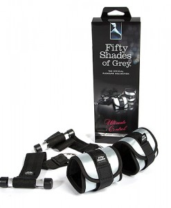 n9576-fsog_ultimate_control_handcuff_restraint_set-2