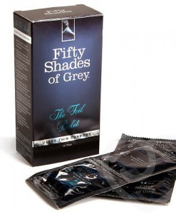 n9590-fsog_condoms_12_pack